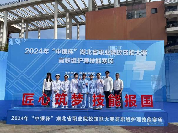 1764550116116228.png 1176d17e66b048dbc0c7be614ba0fc3b.png