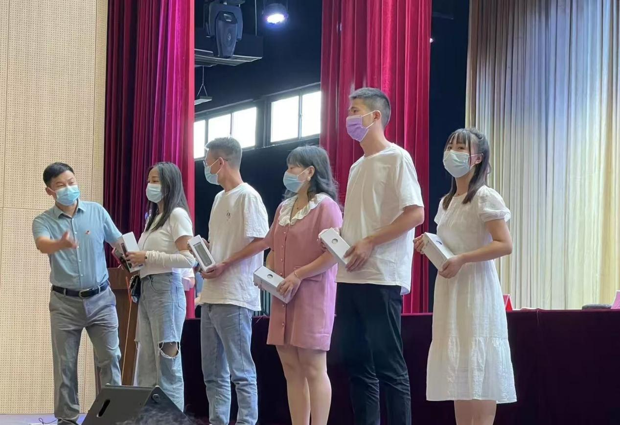 1764550570710544.png 6314408eac1a87821908b43779058651.png